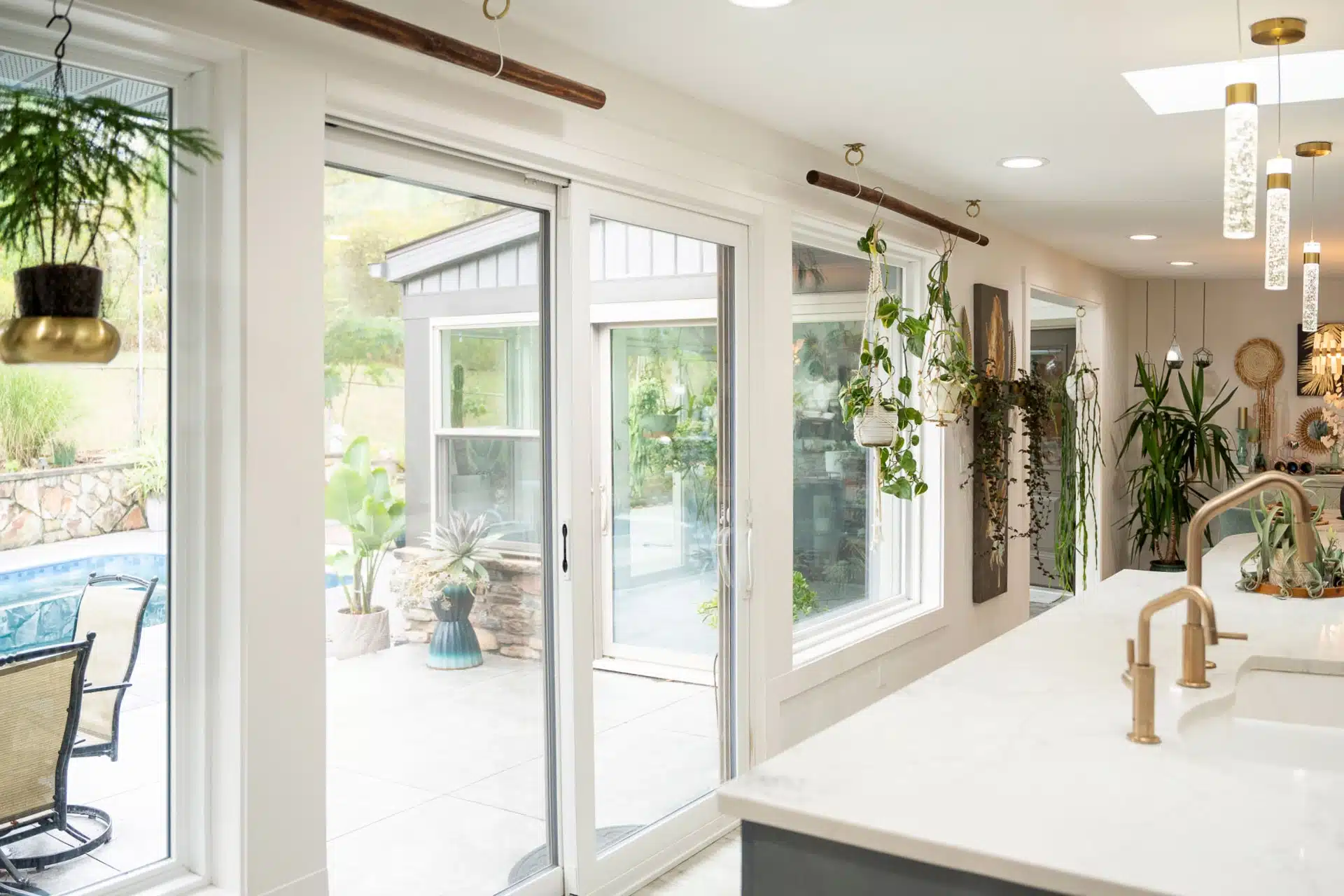Vinyl doors installation