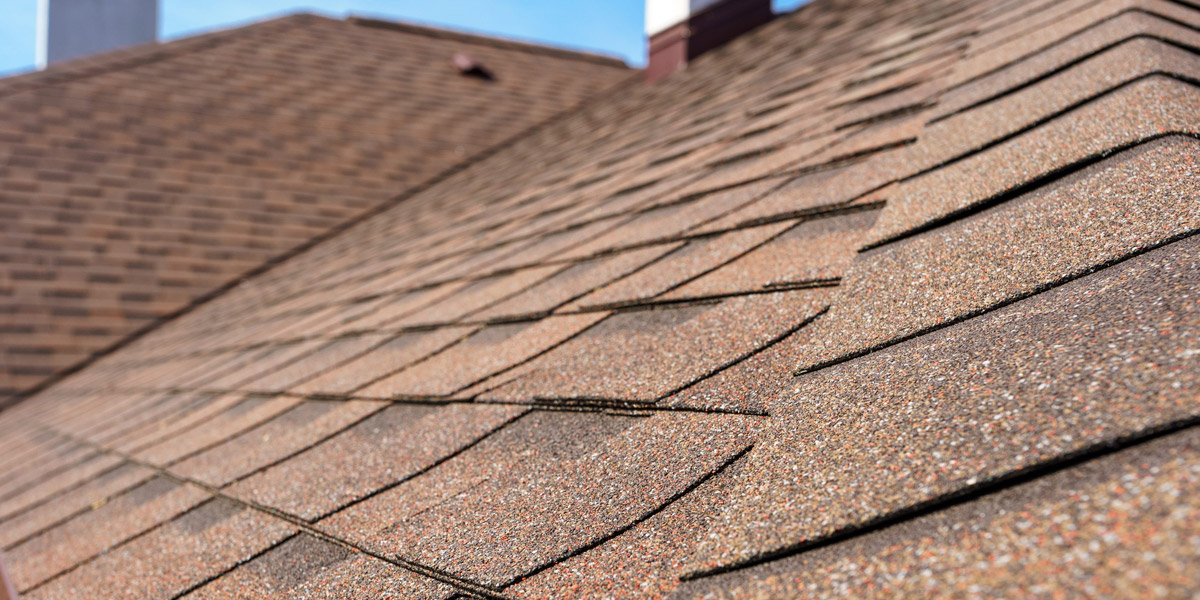 Asphalt Shingles vs Metal Roofing: Pros and Cons